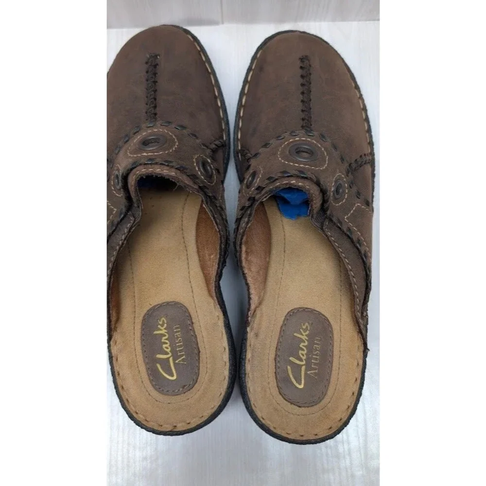 Clarks Artisan Women’s Brown Leather Slip‑On Clogs Mules Shoes Size 8.5 31273